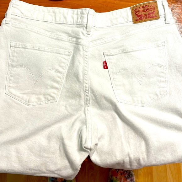 Levi Strauss Waist Size 33 White Mid-Rise Skinny Jeans - Picture 5 of 9